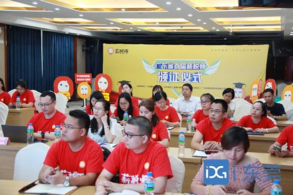 5576dcd49cdb4cd964e03d935925a13b.jpg